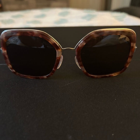 Authentic Prada Sunglasses - Picture 6 of 7